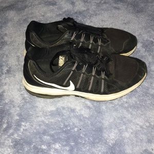 Men’s Nike shoes size 10